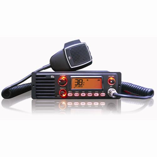 CB Mobilstation TTI TCB-1100 evo
40 Kanaler 4 Watt AM/FM / Sort