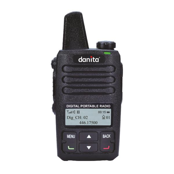 LMR / DMR UHF danita HP500 DMR
400-480 MHz - 2 Watt.
3,7V. 2200 mAh Li-ion batteri, 1 plads lader.
